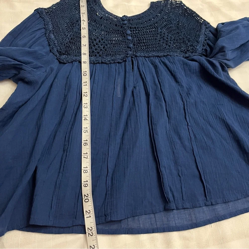 Free People Early Frost navy blue crocheted long sleeve blouse top Size S
